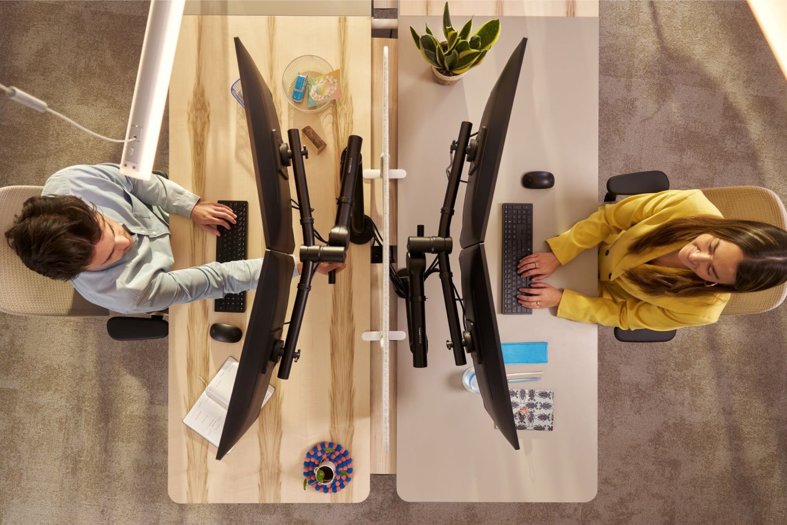 beeldscherm positioneren met monitorarm